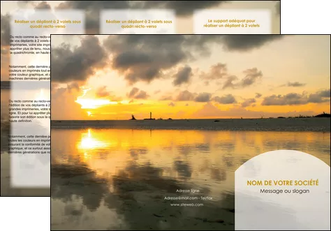 realiser depliant 3 volets  6 pages  sejours couche de soleil plage ile MLGI40025