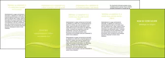 creer modele en ligne depliant 4 volets  8 pages  espaces verts vert vert pastel fond vert pastel MLGI69985