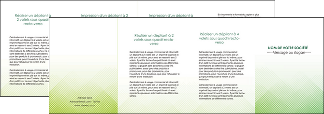 modele depliant 4 volets  8 pages  vert vert pastel carre MLIP70043